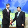 [Foto] Premier vietnamita recibe a dirigente emiratí de Comercio Internacional
