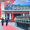 [Foto] Líder partidista vietnamita visita y trabaja con Ejército Blindado