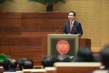 El nuevo presidente del Estado, Vo Van Thuong, pronuncia su discurso de toma de posesión. (Foto: VNA)