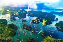 Archipiélago de Cat Ba visto desde arriba. (Fotografía: VNA)