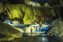 En el Parque Nacional de Phong Nha-Ke Bang. (Fotografía: Nhan Dan)