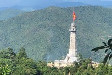 La Torre de bandera de A Pa Chai. (Fotografía: Nhan Dan)