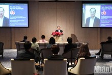 El presidente de la Asociación de Amistad Vietnam-Tailandia, Nguyen Van Thanh, interviene en la reunión. (Fotografía: Nhan Dan)