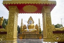 Admiran la belleza tranquila de la pagoda Ka Ot en Tay Ninh