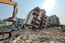 Los edificios colapsos por el terremoto en Mandalay, Myanmar. (Foto: VNA)
