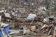 El ciclón Chido en el territorio francés de Mayotte causa graves pérdidas humanas y materiales. (Foto: VNA)