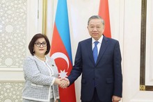El secretario general del Partido Comunista de Vietnam, To Lam, y la presidenta de la Asamblea Nacional de Azerbaiyán, Sahiba Gafarova. (Foto: VNA)