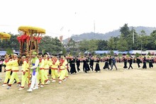 En el festival.