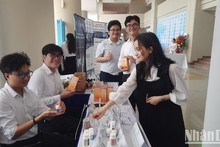 La Universidad Nacional de Ciudad Ho Chi Minh presenta casi 200 productos científicos, tecnológicos e innovadores en la exposición.