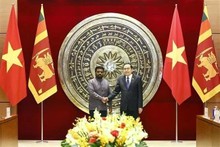El presidente de la AN, Tran Thanh Man, recibe al presidente de Sri Lanka, Anura Kumara Dissanayaka. (Foto: VNA)