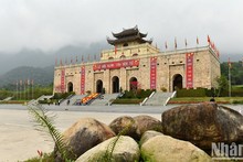 Presentan nuevo producto turístico en la montaña de Yen Tu