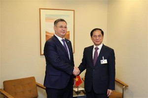 Canciller vietnamita se reúne con dirigentes de ONU y países en Ginebra