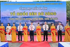 Inauguran en Ciudad Ho Chi Minh exposiciones por 49 aniversario del Día de la Reunificación.