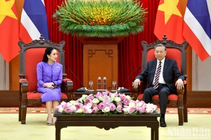 El secretario general del Partido Comunista de Vietnam, To Lam, recibe a la primera ministra de Tailandia y líder del Partido Pheu Thai, Paetongtarn Shinawatra. (Foto: Nhan Dan)