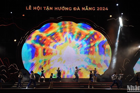 Emocionante festival "Disfrutar de Da Nang 2024" 