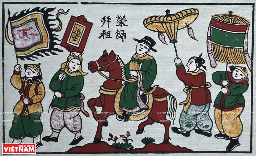 El tema “Vinh quy bai to” (Volver a casa para agradecer a los antepasados después de obtener honores académicos) constituye uno de los motivos principales de las pinturas de Dong Ho.