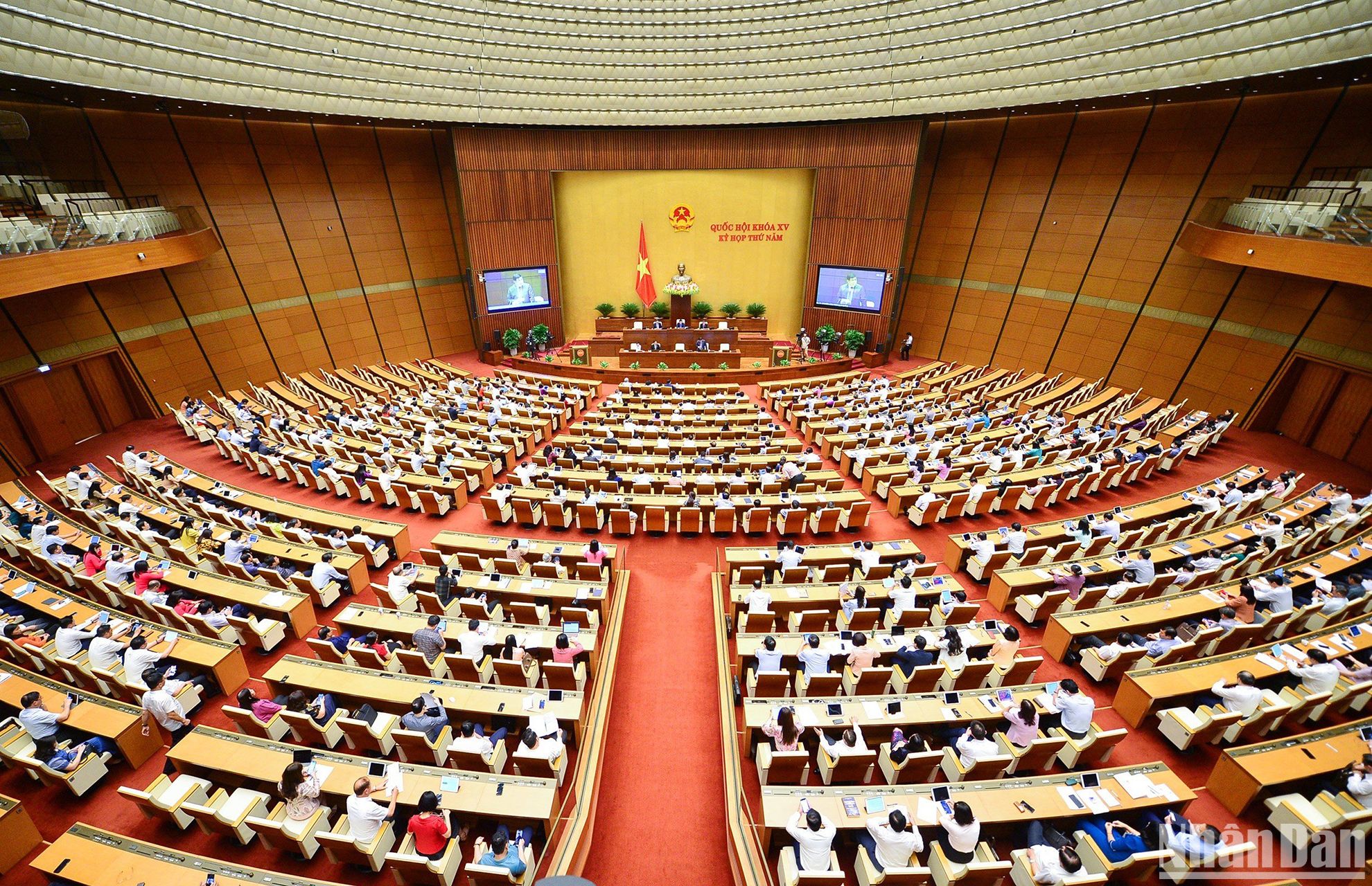 [Foto] Asamblea Nacional de Vietnam debate leyes de Licitación (modificada) y de Defensa Civil