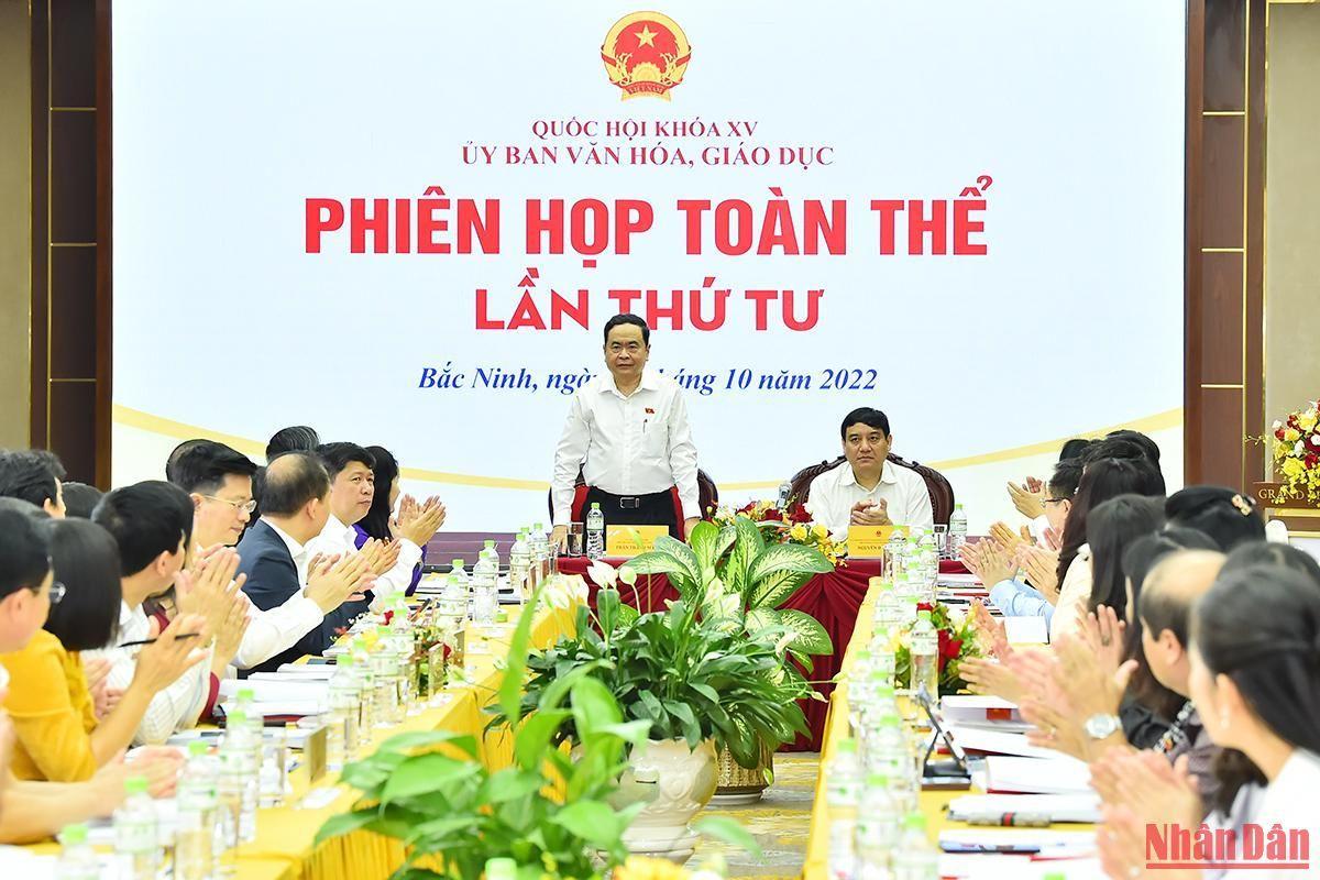 [Foto] Parlamento vietnamita debate asuntos culturales y educacionales de interés público