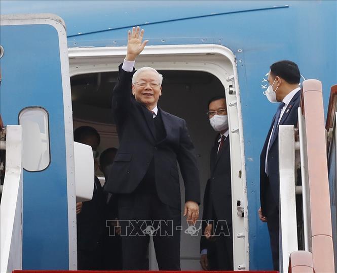 [Foto] Dirigente partidista de Vietnam llega a China para visita oficial