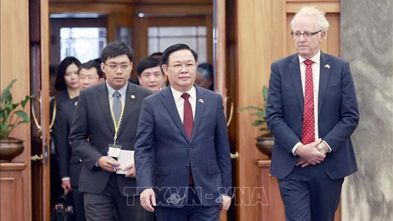 [Foto] Presidente del Parlamento vietnamita recibido según ritual de indígenas neozelandeses