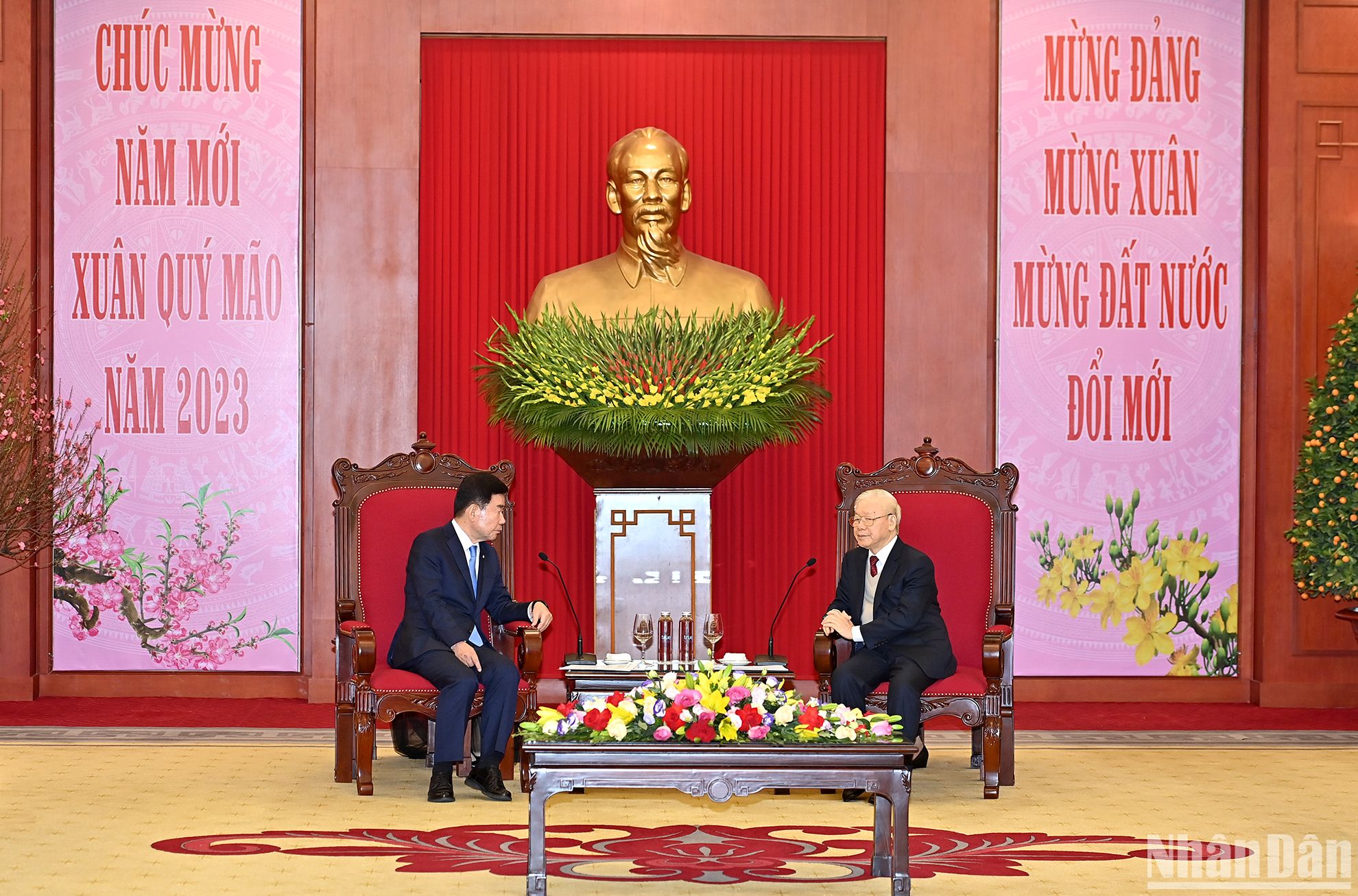 [Foto] Máximo dirigente del PCV se reúne con jefe parlamentario surcoreano