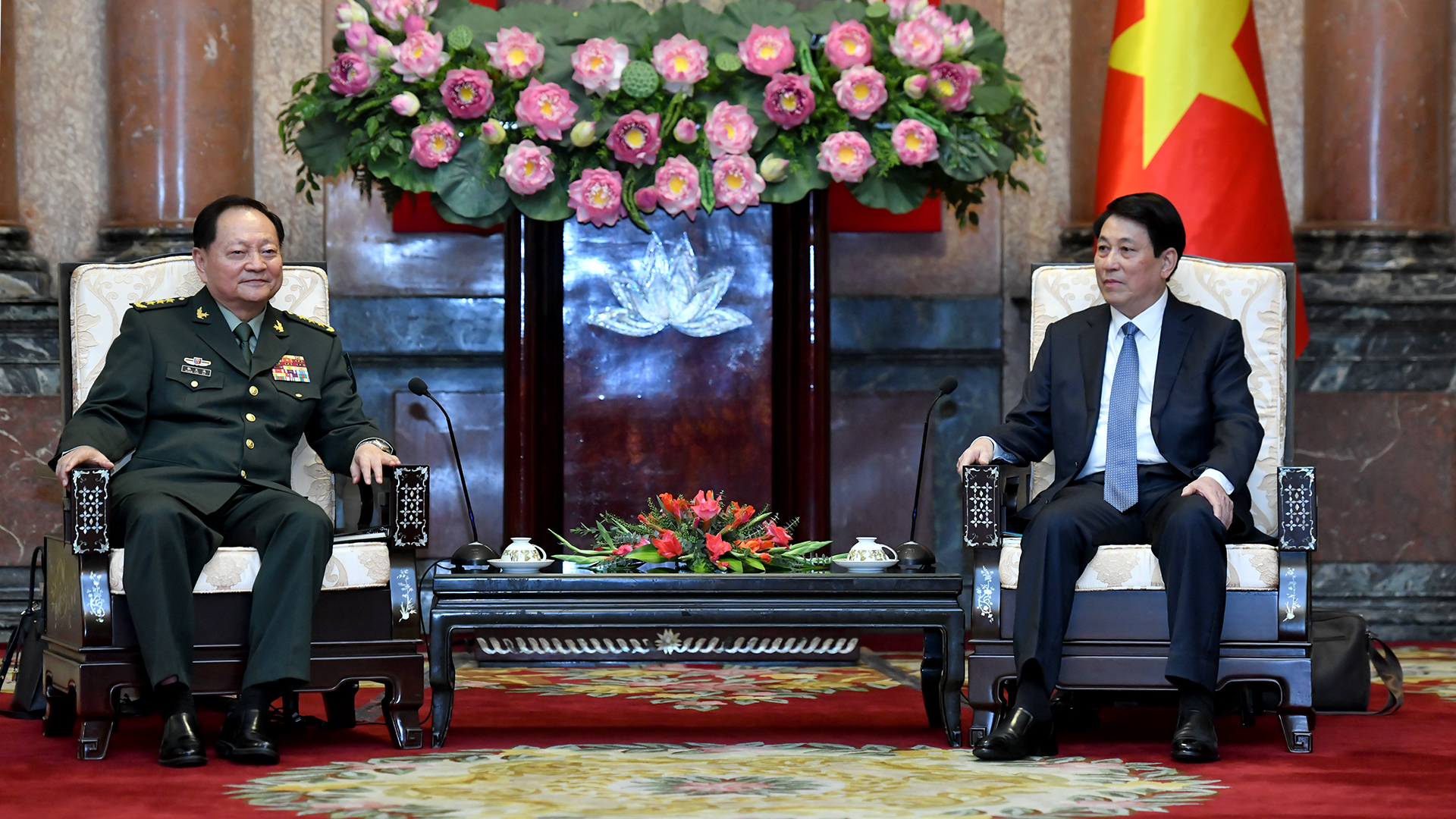 [Foto] Presidente de Vietnam recibe a vicetitular de la Comisión Militar Central de China