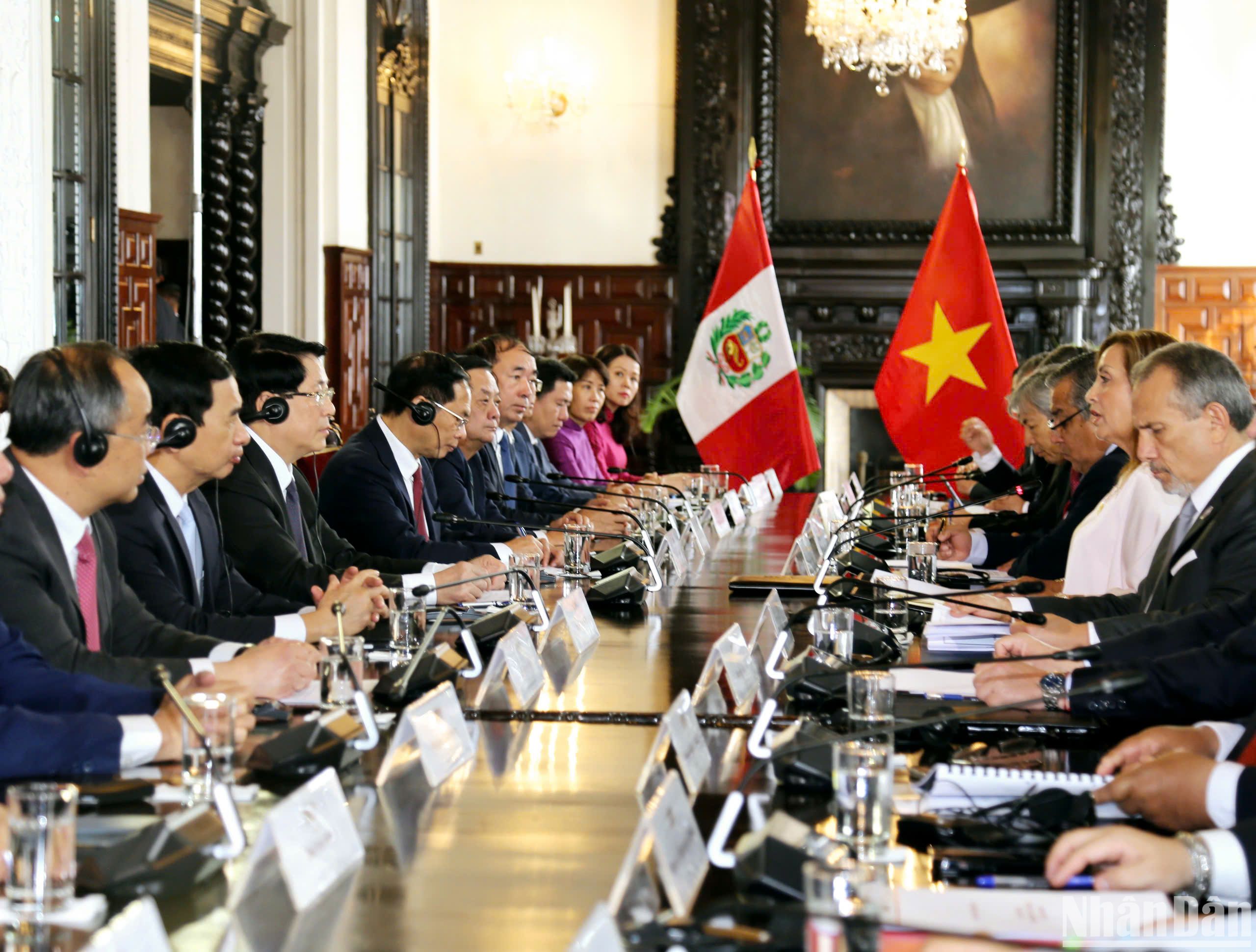 [Foto] Presidente de Vietnam sostiene conversaciones con su homóloga peruana