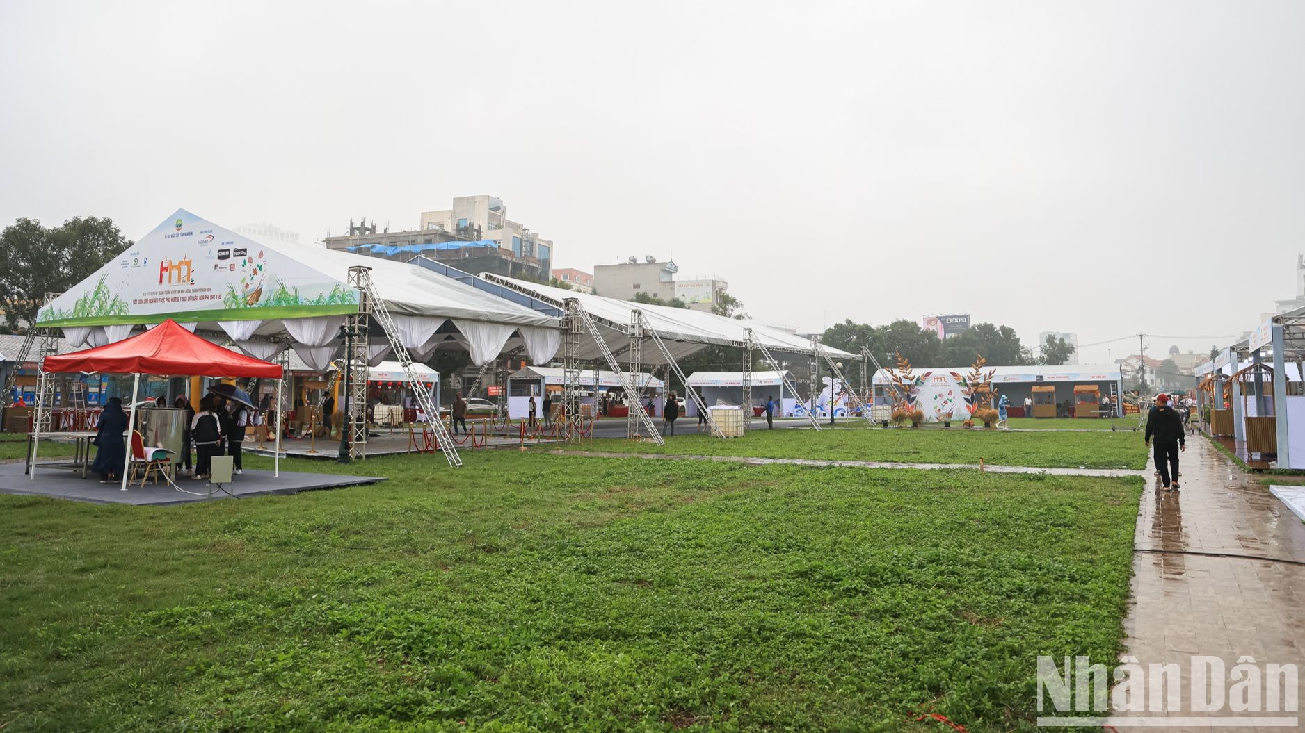 Panorama del sitio del Festival de Pho 2024.