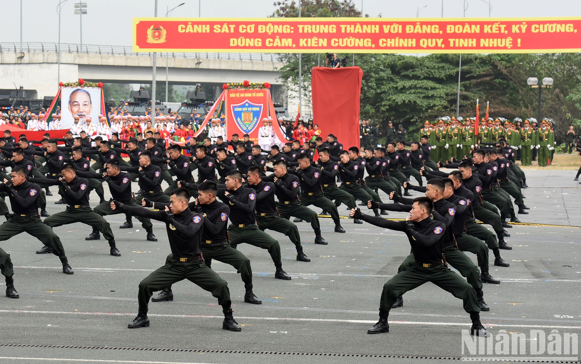 [Foto] Acto conmemorativo por Día de la Policía Móvil de Vietnam
