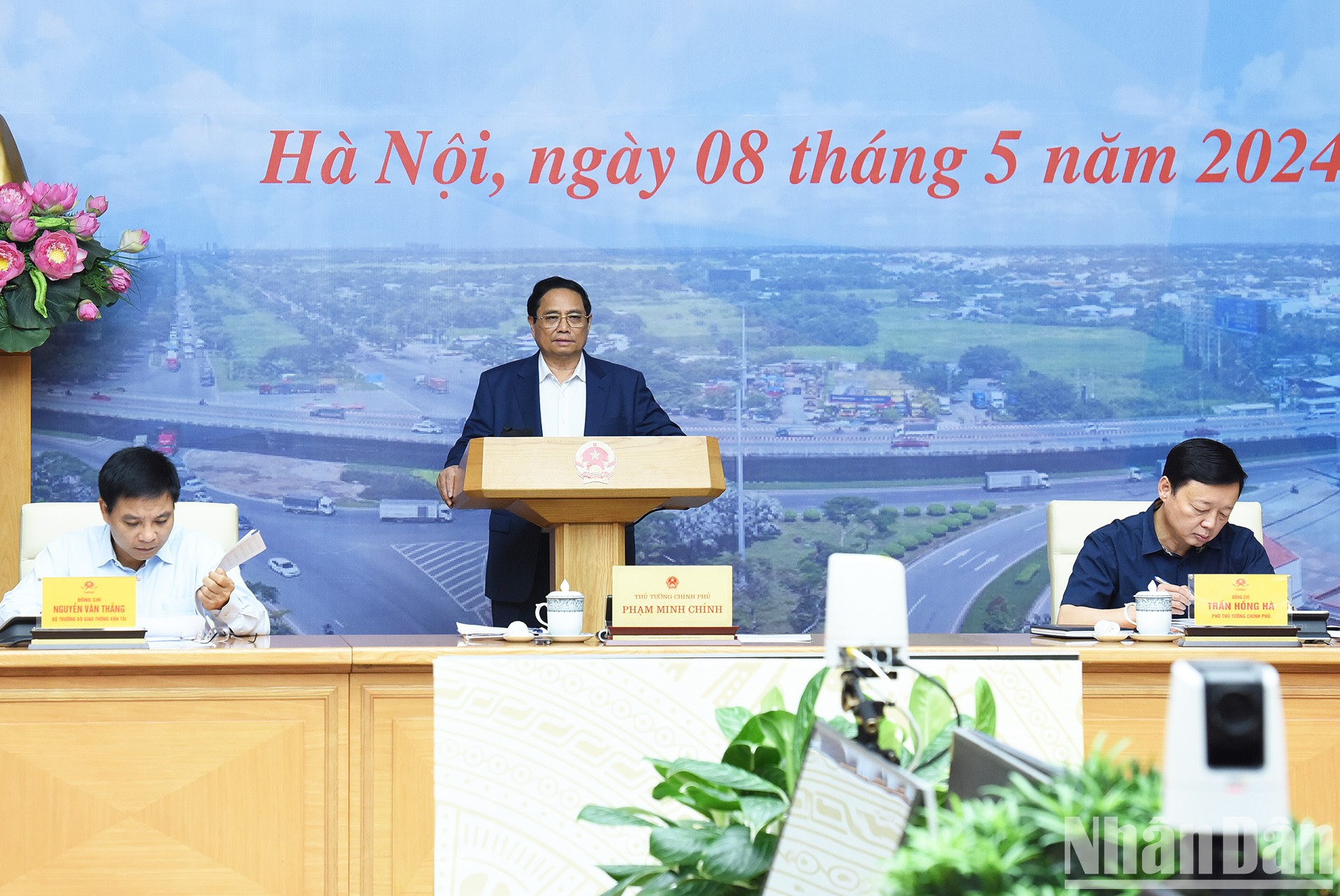 [Foto] Premier vietnamita preside 11ª reunión del Comité Directivo Estatal para obras y proyectos nacionales clave 