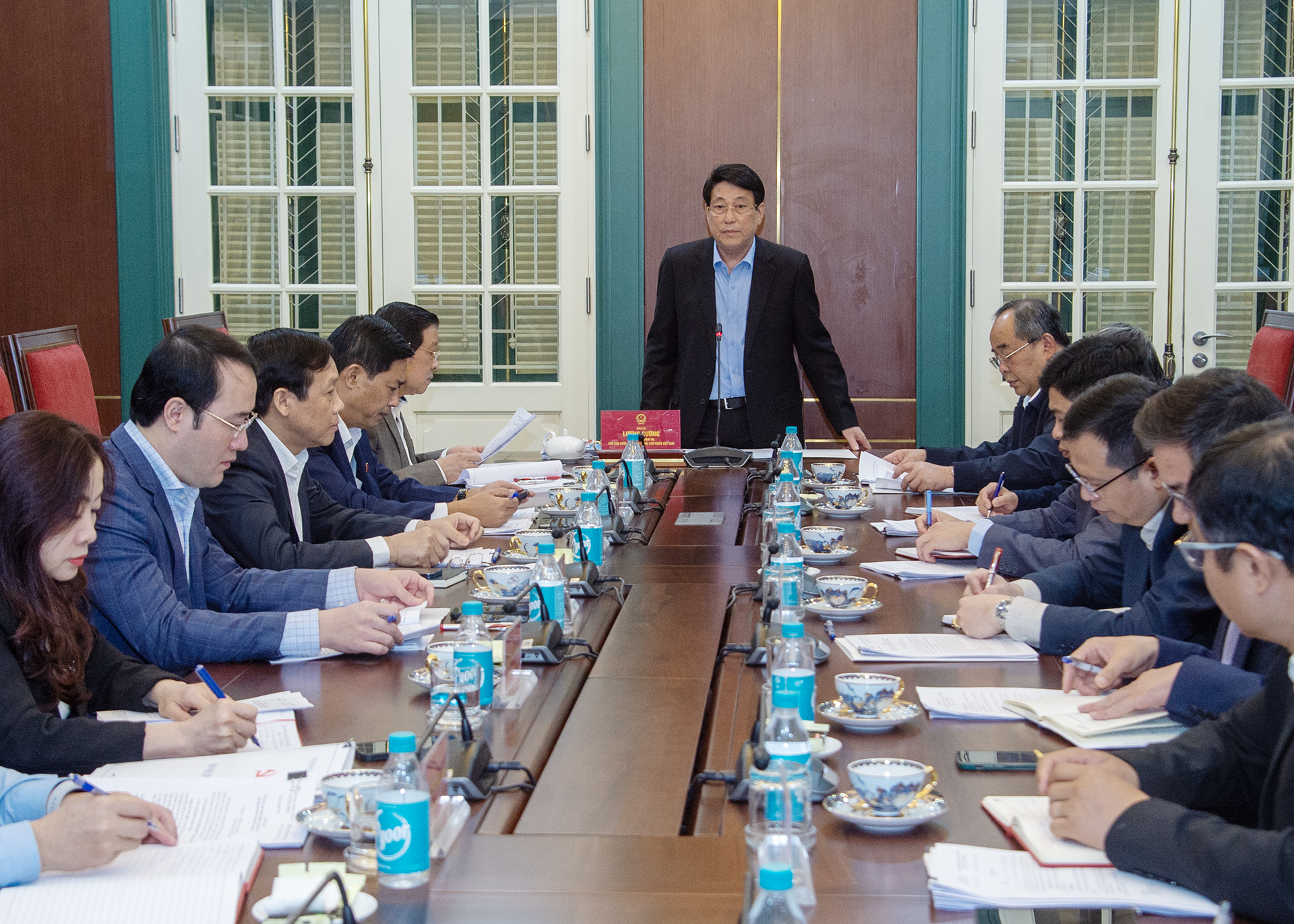 [Foto]El Presidente vietnamita se reúne con órgano ejecutivo del Comité Directivo Nacional para Reforma Judicial