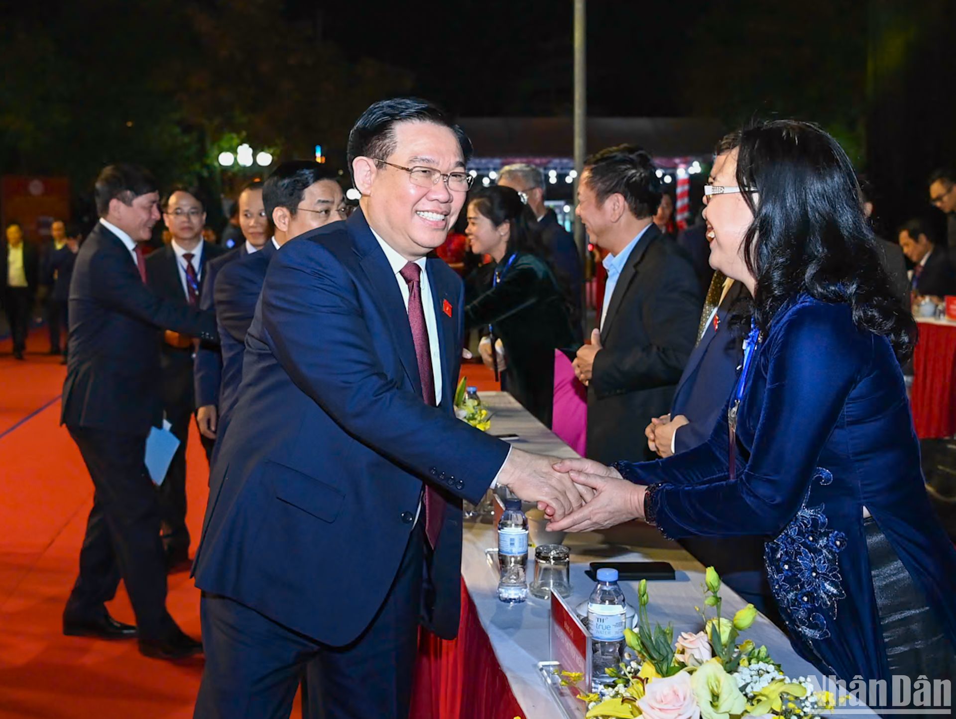 Líder del Parlamento asiste a ceremonia para anunciar el establecimiento de municipio de Viet Yen