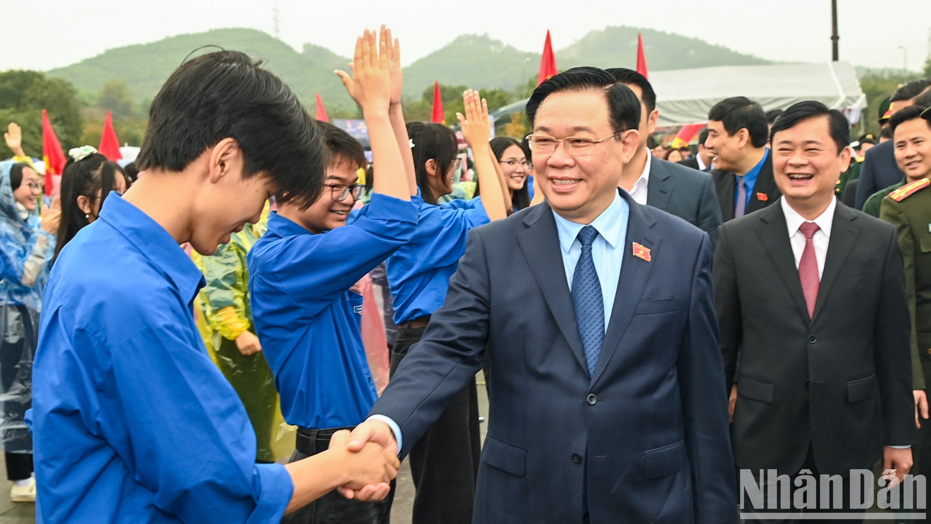 [Foto] Máximo dirigente legislativo vietnamita asiste a la inauguración del Mes de la Juventud 2024