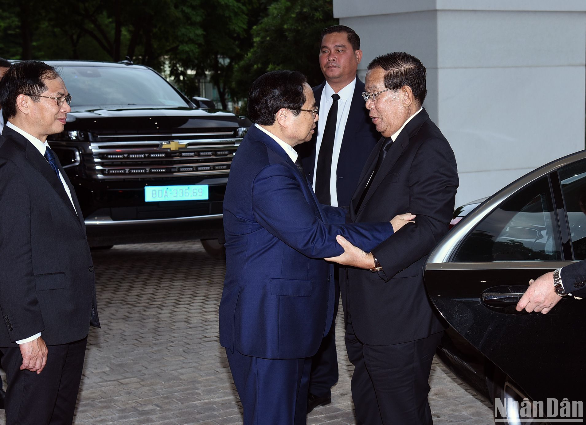 [Foto] Primer ministro de Vietnam se reúne con el presidente del Senado camboyano