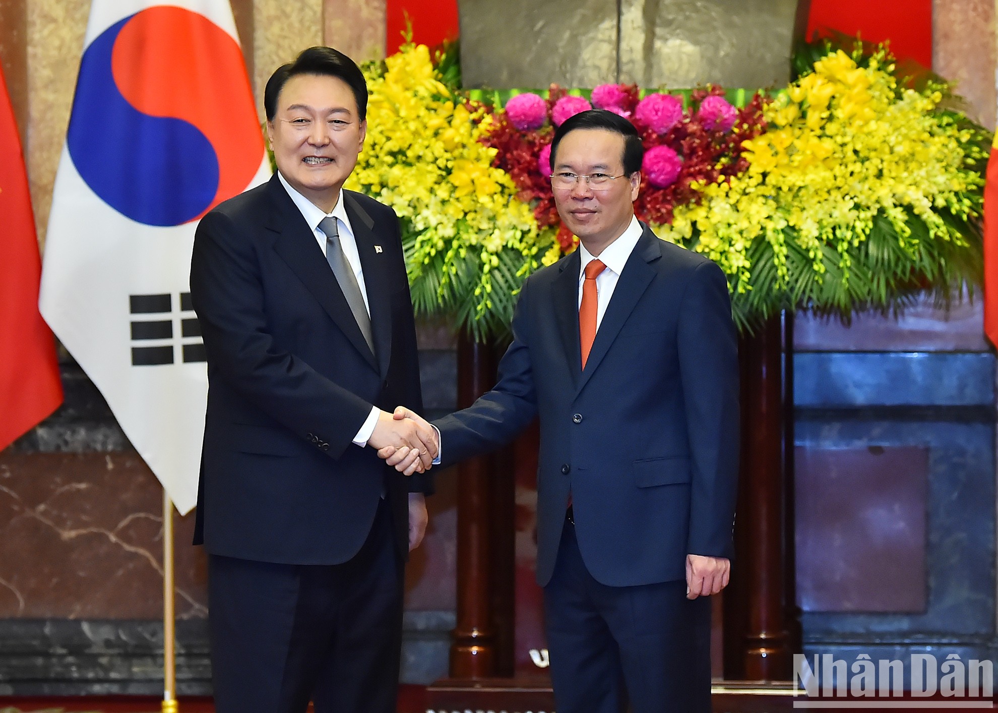 Presidente de Vietnam se reúne con su homólogo surcoreano
