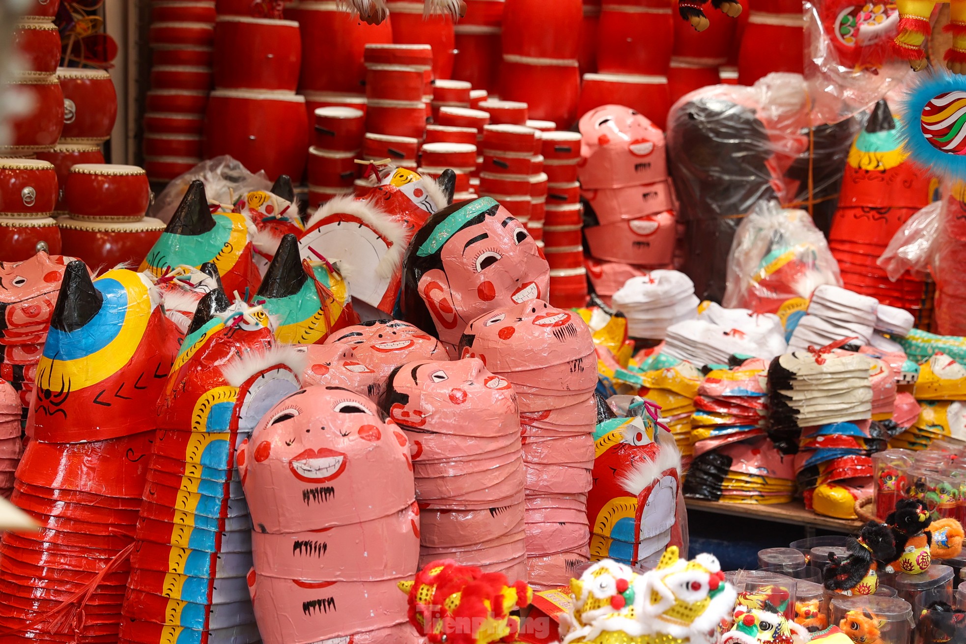 Colores vibrantes del Festival de Medio Otoño en Hanói