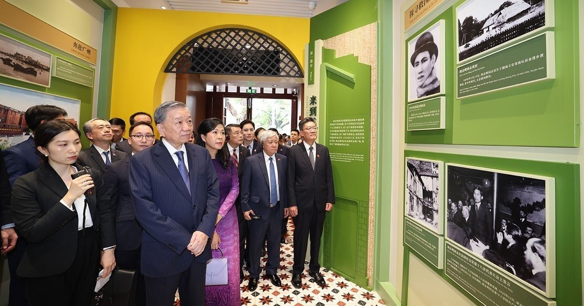 [Foto] Líder vietnamita visita sitio de reliquias de la sede de la Liga Juvenil Revolucionaria de Vietnam