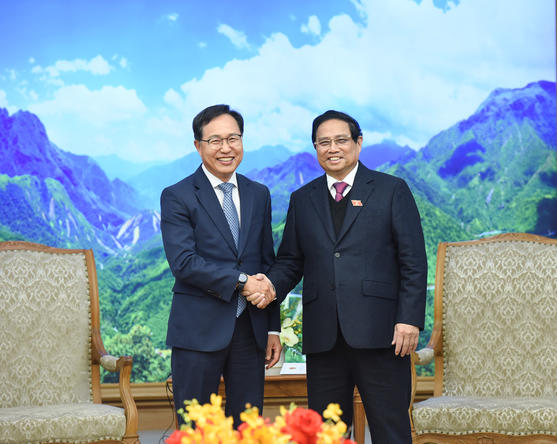 [Foto] Premier vietnamita recibe a ejecutivos de Samsung Vietnam