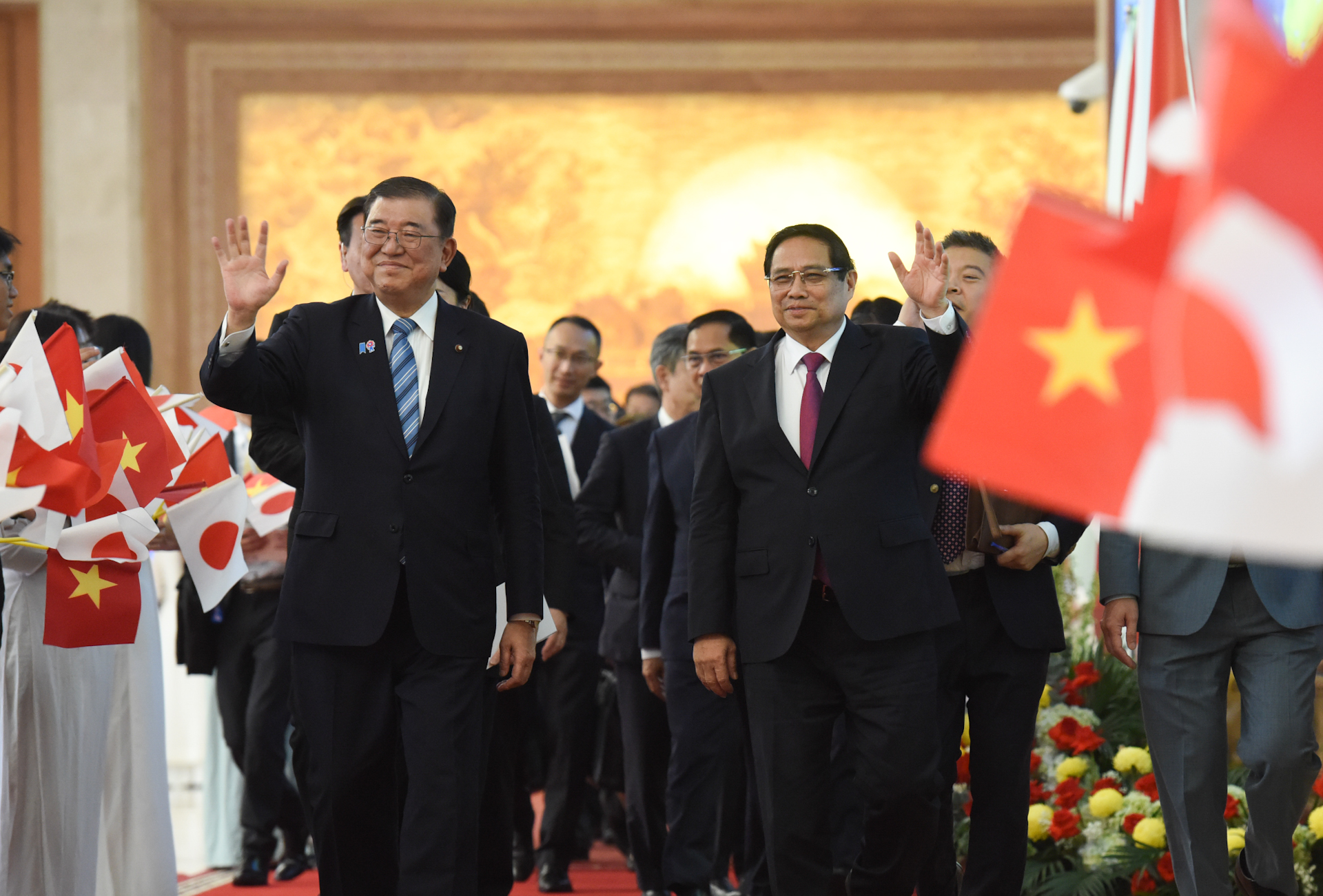 [Foto] Ceremonia de firma de documentos de cooperación Vietnam-Japón