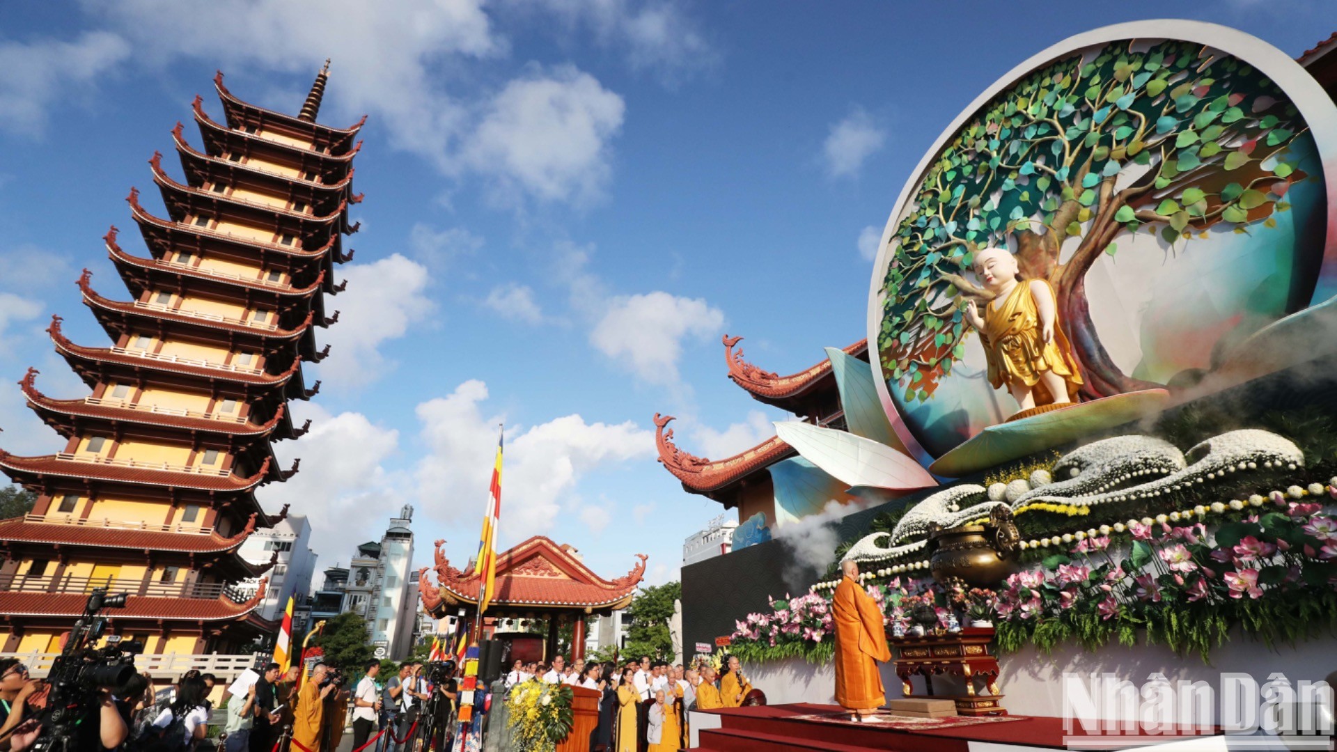 [Foto] Día de Vesak 2025: Enaltecer el mensaje de amor, sabiduría y tolerancia