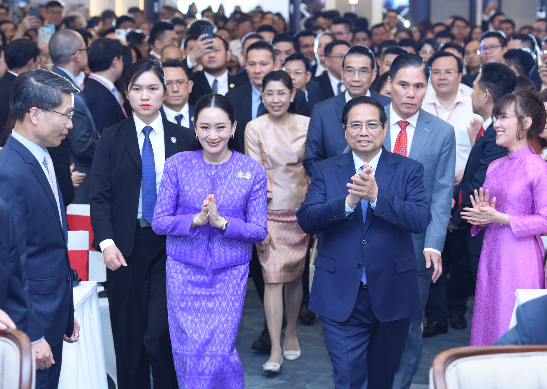 [Foto] Efectúan Foro Empresarial Vietnam-Tailandia 
