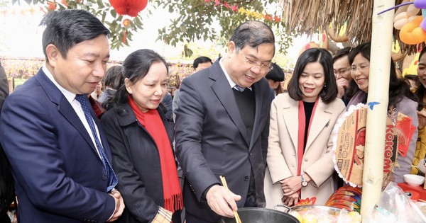 Difunden rasgos culturales de Nam Dinh en ocasión del Tet
