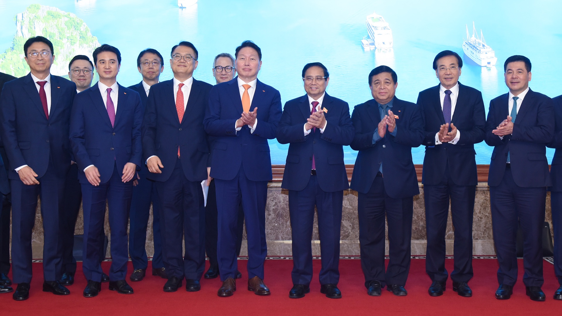 [Foto] Premier vietnamita recibe al presidente del Grupo surcoreano SK