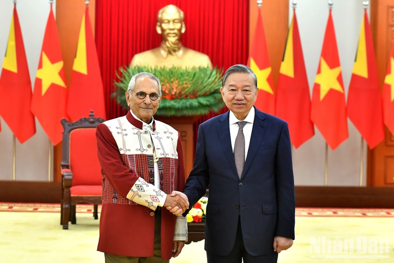 [Foto] Líder partidista vietnamita recibe al presidente de Timor Oriental