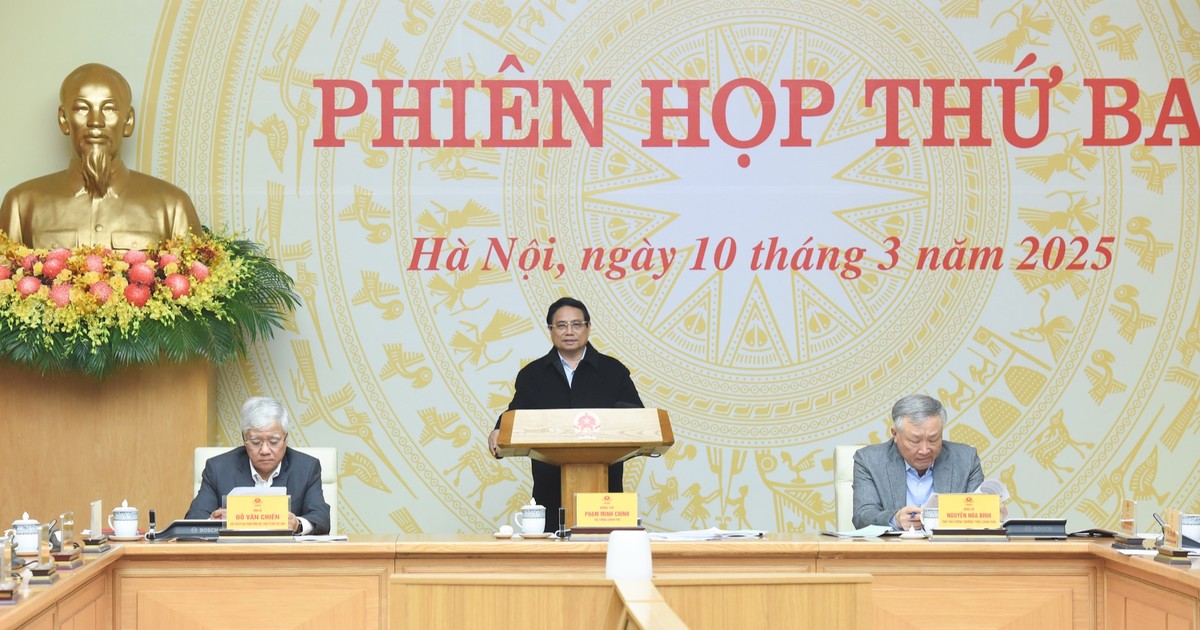 El premier vietnamita, Pham Minh Chinh, habla en el evento.