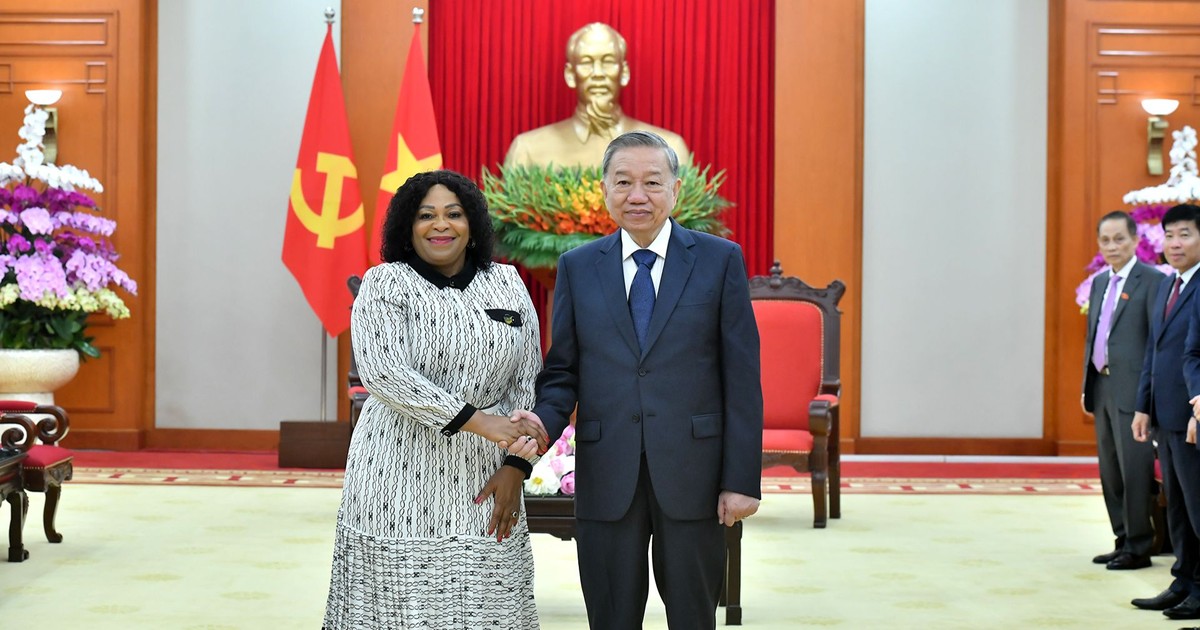 [Foto] Máximo líder partidista de Vietnam recibe a subjefa de fuerza política de Sudáfrica