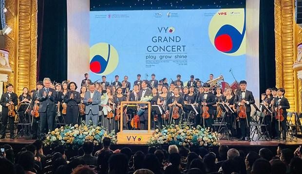 Debuta en Hanoi Orquesta Sinfónica Juvenil de Vietnam. (Fotografía: VNA)
