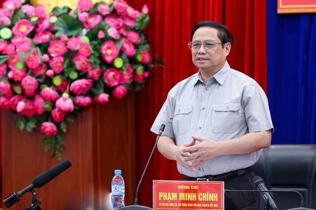 El primer ministro Pham Minh Chinh habla en la sesión. (Fotografía: VGP)
