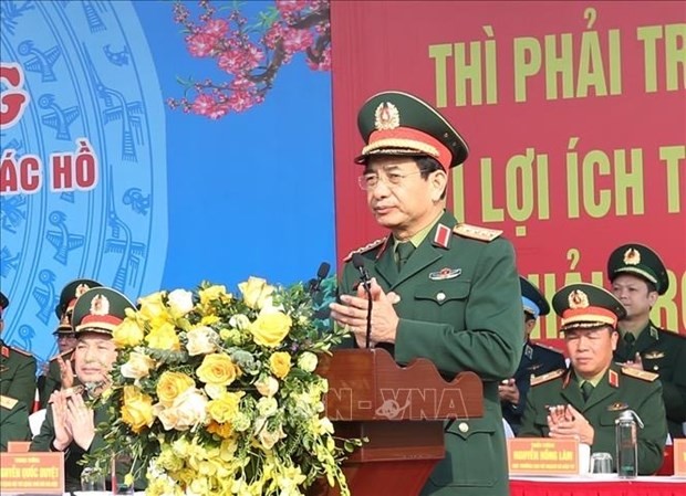 El ministro de Defensa de Vietnam, Phan Van Giang, interviene en la cita. (Fotografía: VNA)