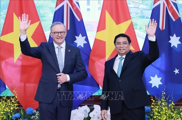 El primer ministro vietnamita, Pham Minh Chinh, y su homólogo australiano, Anthony Albanese. (Fotografía: VNA)